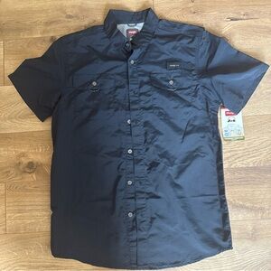 Wrangler Shirt Mens M Button Down Utility Loops UPF Wick Vented Fishing Outdoor